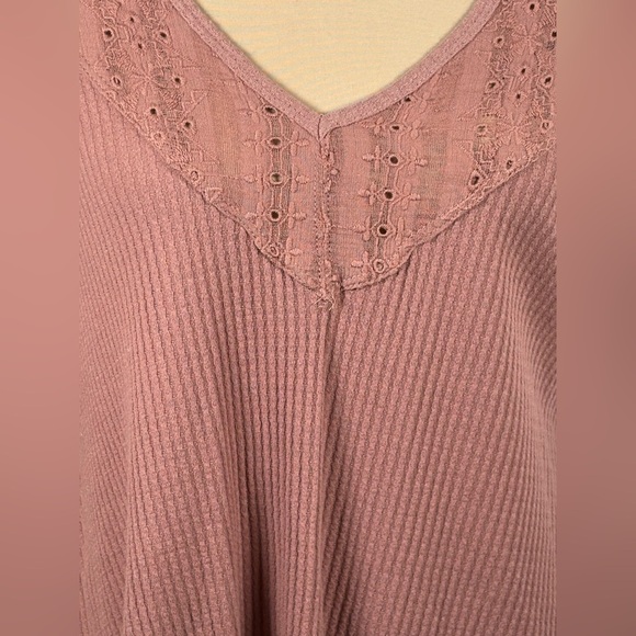 Free People Parisian Nights Pink Rose Bell Sleeve Ribbed V-Neck Shirt Size XS - Picture 7 of 9